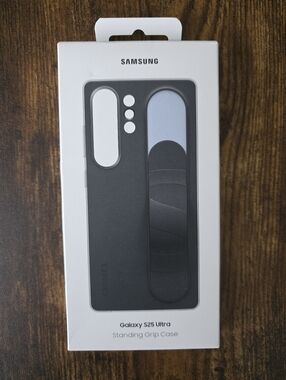 Samsung Galaxy S25 Ultra Black Standing Grip Case with Grey Accent***open Box
